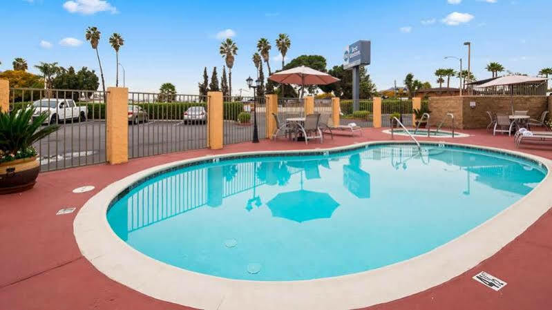 Rancho San Diego Inn&Suites El Cajon Exterior foto